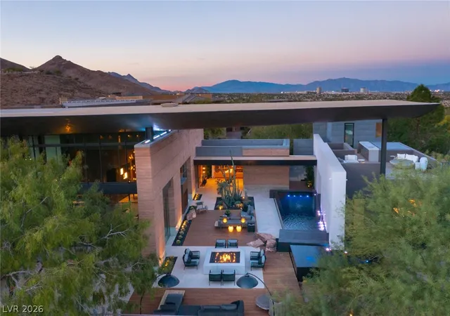 Photo 2 of Mansion for sale at 7 Sable Ridge Ct, Las Vegas, NV 89135 | MLS# 2762227 | Listing updated on 2026-10-02