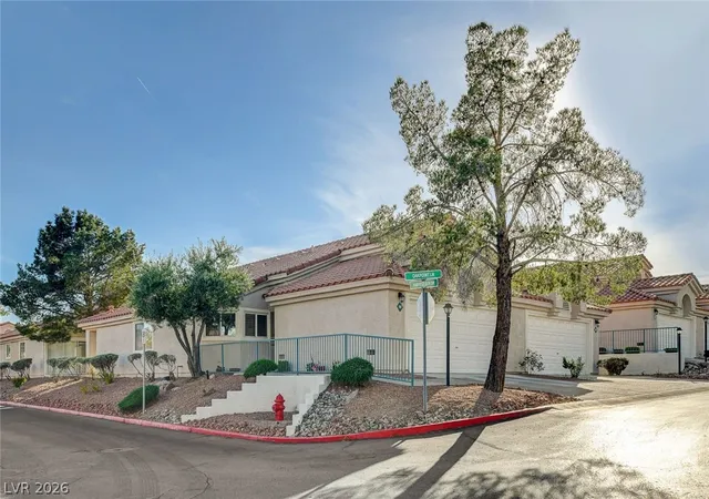 2nd image of 7811 Oakpoint Ln #116, Las Vegas, NV 89145 | MLS# 2763756