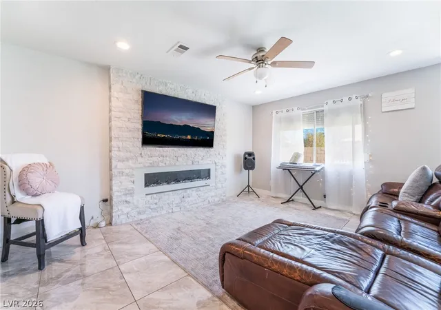 Photo 3 of Sale Pending at 4708 Royal Sunset Ct, Las Vegas, NV 89130 | MLS# 2763984 | Listing updated on 2026-08-03