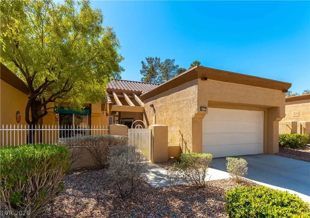 2nd image of 8653 Prairie Hill Dr, Las Vegas, NV 89134 | MLS# 2761582