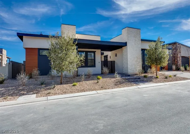3rd image of 125 Tiller Point St, Las Vegas, NV 89138 | MLS# 2764170