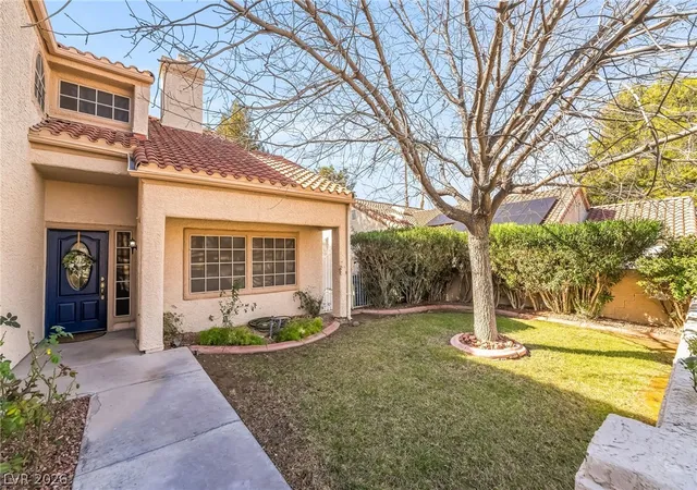 Photo 3 of Single family home for sale at 547 British Ct, Henderson, NV 89014 | MLS# 2764063 | Listing updated on 2026-08-29