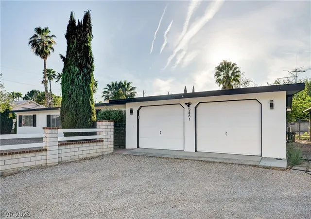 2nd image of 5881 S Sandhill Rd, Las Vegas, NV 89120 | MLS# 2764428
