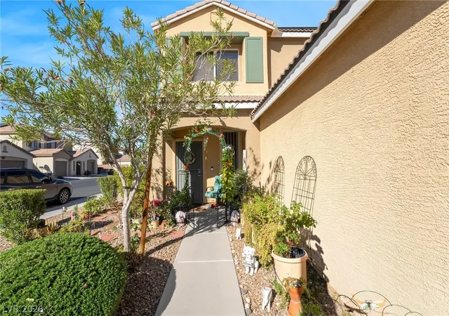 Photo 3 of Single family home for sale at 5449 Gold Country St, Las Vegas, NV 89122 | MLS# 2764500 | Listing updated on 2026-07-18