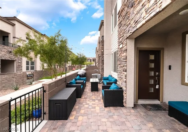 Photo 3 of Townhouse for sale at 328 Owens Peak Dr, Henderson, NV 89015 | MLS# 2764578 | Listing updated on 2026-06-10