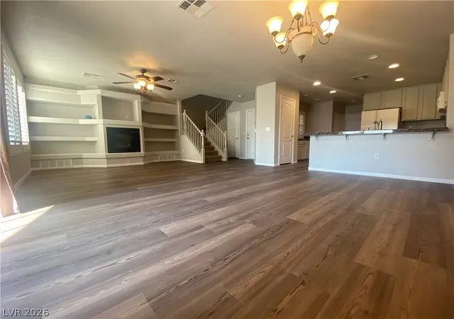 5th image of 7255 Diamond Cyn Ln, Las Vegas, NV 89149