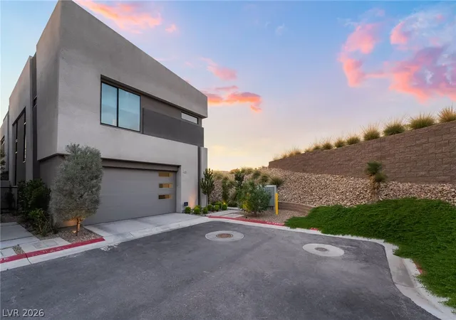Homes for sale in Henderson, NV | 46 Promenade Isle Ln, Henderson, NV 89011 | MLS# 2765152