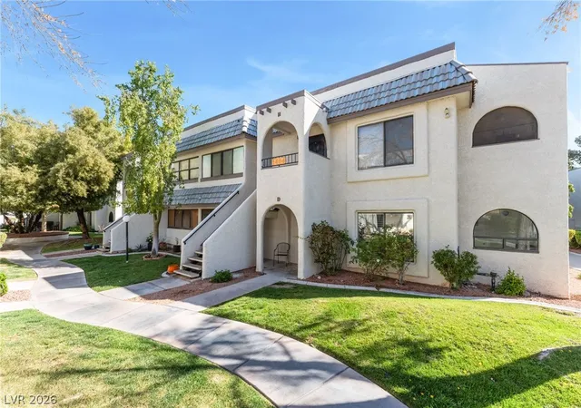 Photo 3 of Condo for sale at 1404 Santa Margarita St #D, Las Vegas, NV 89146 | MLS# 2765175 | Listing updated on 2026-08-22
