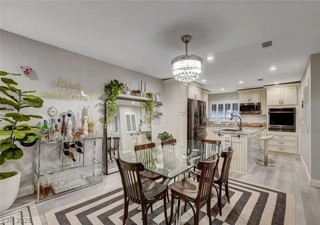 2nd image of 4425 Woodpine Dr #105, Las Vegas, NV 89119 | MLS# 2765401