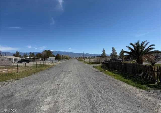 Homes for sale in Pahrump, NV | 3581 W Donner St, Pahrump, NV 89048 | MLS# 2765682