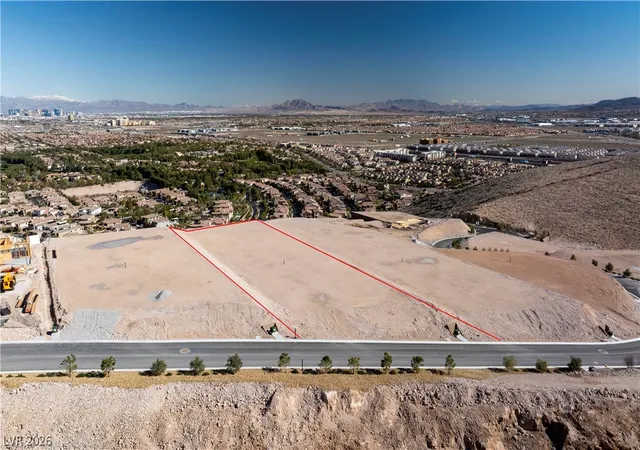 2nd image of 70 Clearview Summit Dr, Las Vegas, NV 89141 | MLS# 2765874