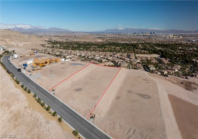 3rd image of 70 Clearview Summit Dr, Las Vegas, NV 89141 | MLS# 2765874