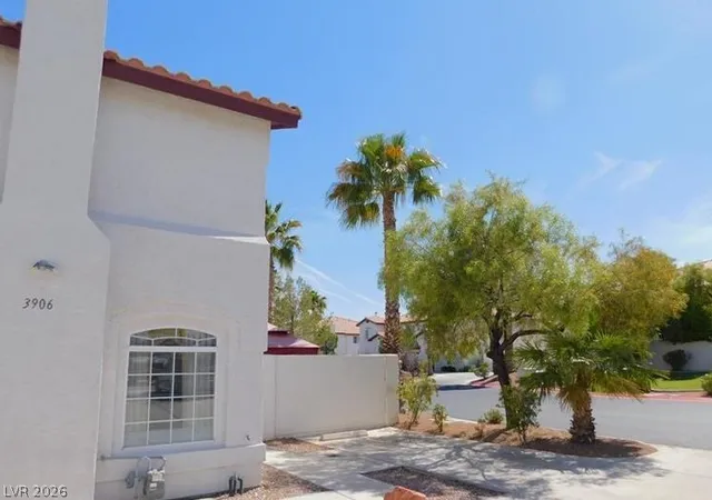 Photo 3 of Sale Pending at 3906 Starfield Ln, Las Vegas, NV 89147 | MLS# 2764942 | Listing updated on 2026-10-05