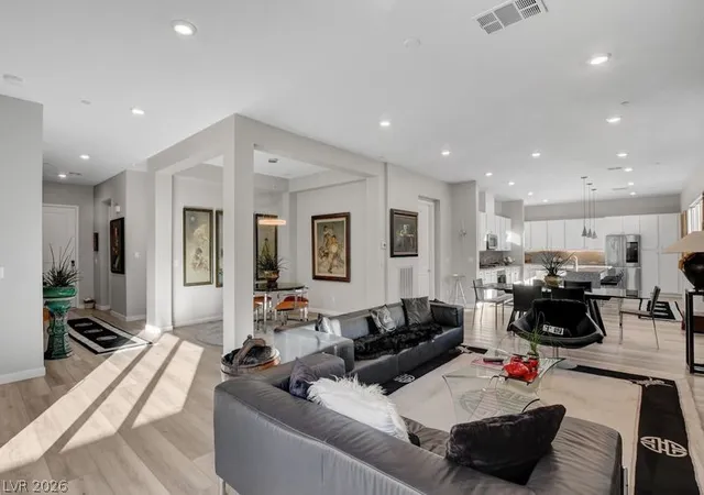 Photo 3 of Townhouse for sale at 4164 Adobe Palms St, Las Vegas, NV 89135 | MLS# 2765495 | Listing updated on 2026-04-12