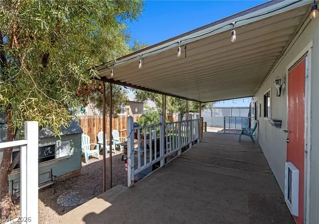 Photo 3 of Sale Pending at 2885 Green Tree Ave, Las Vegas, NV 89142 | MLS# 2759344 | Listing updated on 2026-09-01