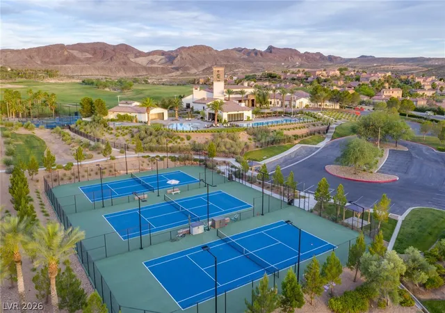 Homes for sale in Henderson, NV | 15 Via Mantova, Henderson, NV 89011 | Houzeo