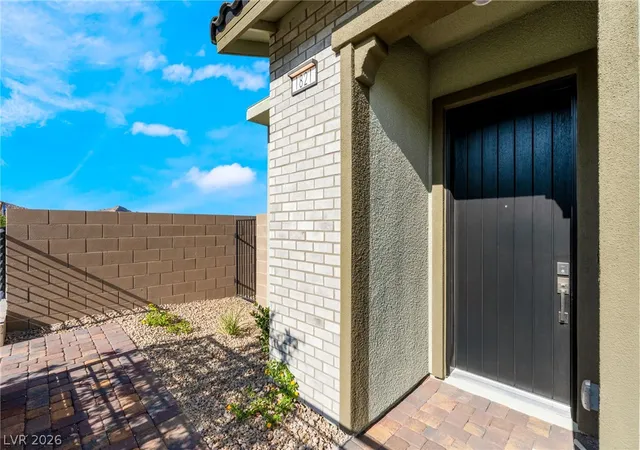 Photo 4 of Townhouse for sale at 1821 Sparrow Nest St, Las Vegas, NV 89138 | MLS# 2767180 | Listing updated on 2026-09-30