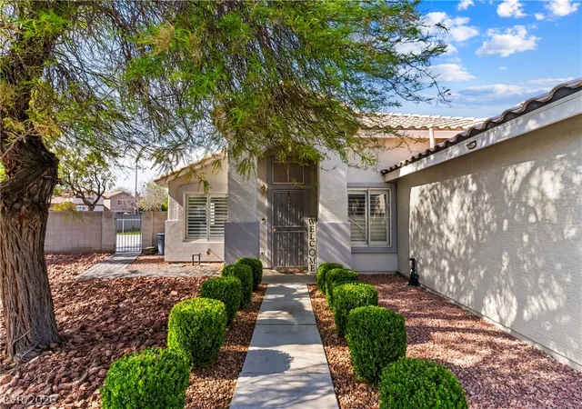 Photo 4 of Single family home for sale at 5312 Autumn Meadow Ave, Las Vegas, NV 89130 | MLS# 2766869 | Listing updated on 2026-04-14