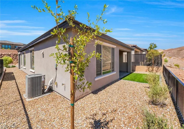 Photo 4 of Single family home for sale at 76 Crimson Cactus Ave, Henderson, NV 89011 | MLS# 2767121 | Listing updated on 2026-08-21