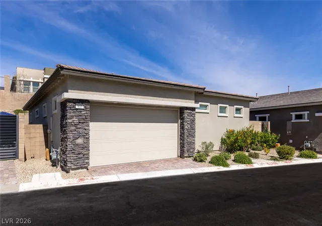 2nd image of 933 Belleforte Ln, Las Vegas, NV 89138 | MLS# 2764951