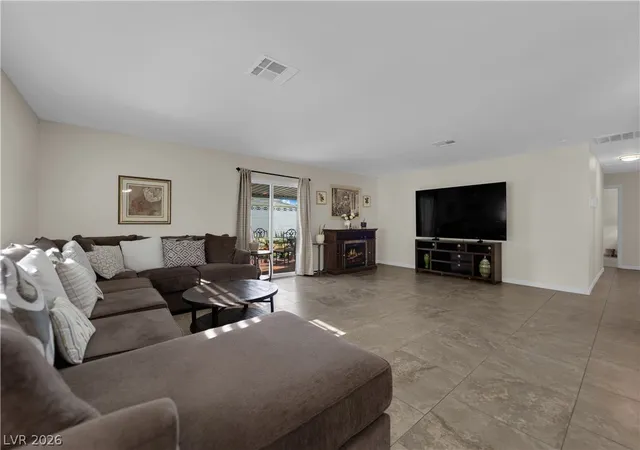 Photo 2 of Single family home for sale at 5280 Vicksburg Ave, Las Vegas, NV 89122 | MLS# 2768016 | Listing updated on 2026-04-24