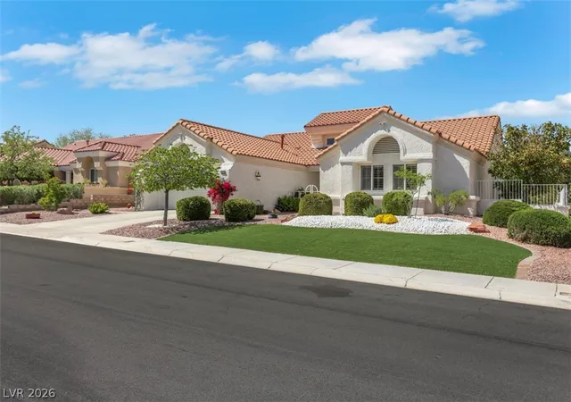 Photo 2 of Sale Pending at 2921 Golf Links Dr, Las Vegas, NV 89134 | MLS# 2768233 | Listing updated on 2026-07-24