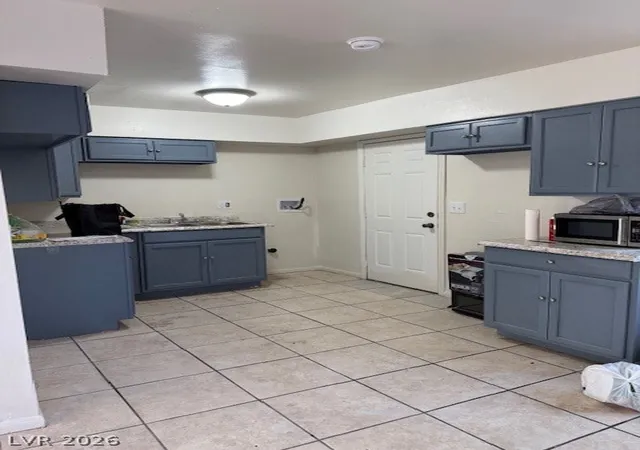 Listing Photo 5 - Condo for sale in building located at 2109 Glider St, North Las Vegas, NV 89030