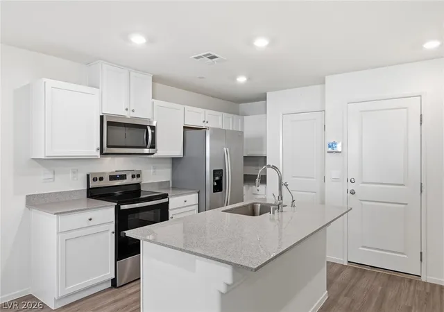 Photo 4 of Sale Pending at 6916 Stratham Hl St, Las Vegas, NV 89166 | MLS# 2768218 | Listing updated on 2026-07-28
