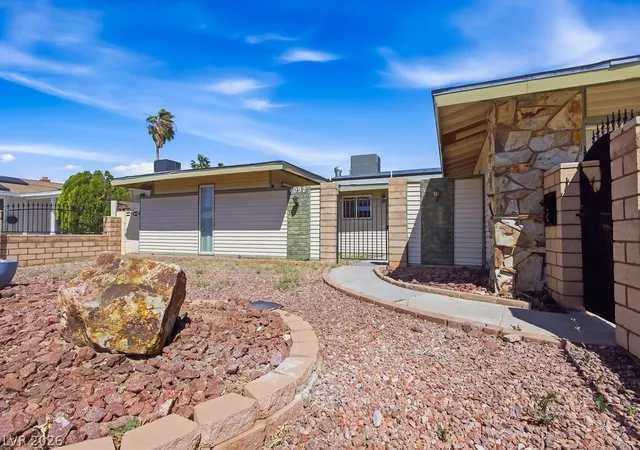 36th image of 4092 E Harmon Ave, Las Vegas, NV 89121 | MLS# 2768755