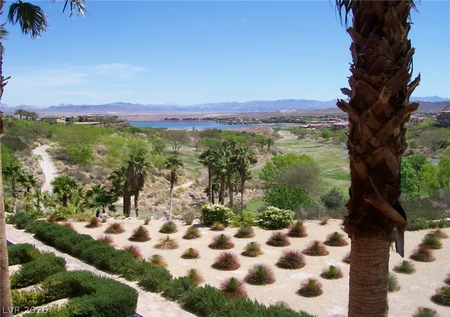 Homes for sale in Henderson, NV | 6 Via Vasari, Henderson, NV 89011 | Houzeo
