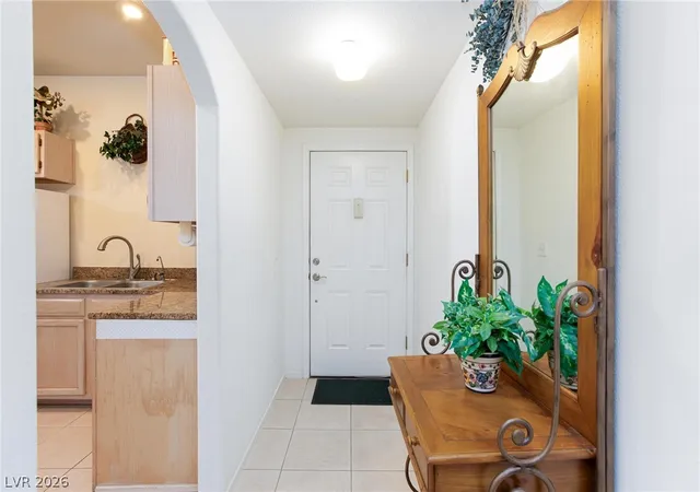 Photo 4 of Condo for sale at 6480 Annie Oakley Dr #511, Las Vegas, NV 89120 | MLS# 2769022 | Listing updated on 2026-09-01