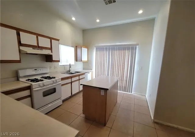 Photo 2 of Single family home for sale at 2100 Fred Brown Dr, Las Vegas, NV 89106 | MLS# 2769129 | Listing updated on 2026-04-01
