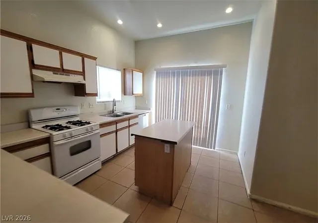 Photo 3 of Single family home for sale at 2100 Fred Brown Dr, Las Vegas, NV 89106 | MLS# 2769129 | Listing updated on 2026-04-01