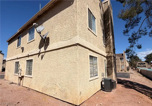 3rd image of 2754 Aarondavid Dr, Las Vegas, NV 89121 | MLS# 2769188