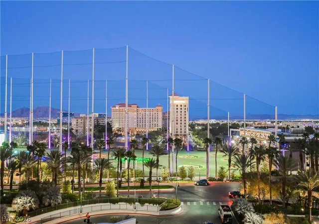 2nd image of 125 E Harmon Ave #1214, Las Vegas, NV 89109 | MLS# 2768889