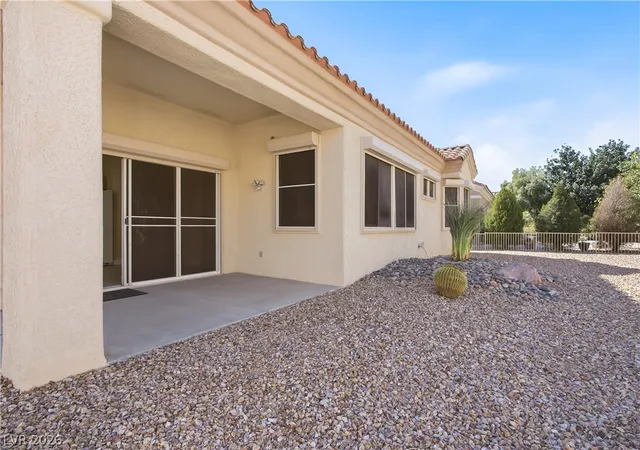 Photo 3 of Single family home for sale at 2261 Hot Oak Ridge St, Las Vegas, NV 89134 | MLS# 2767353 | Listing updated on 2026-09-01