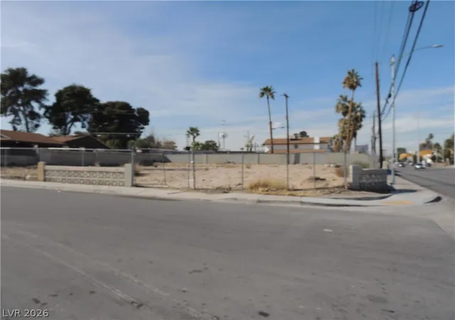 1st image of 3313 Seneca Dr, Las Vegas, NV 89169 | MLS# 2769504