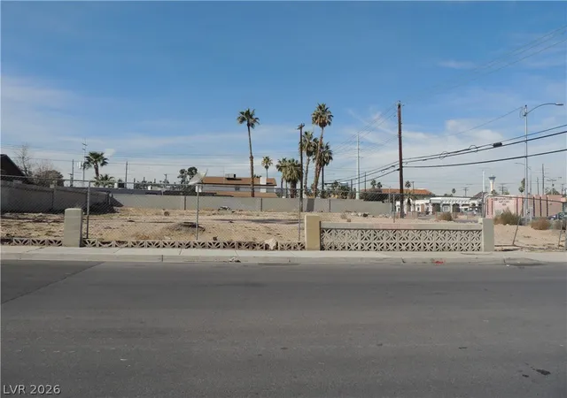 2nd image of 3313 Seneca Dr, Las Vegas, NV 89169 | MLS# 2769504