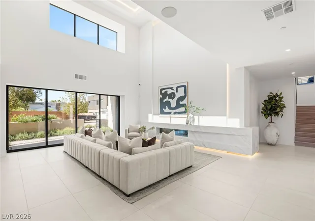 2nd image of 7385 Heron Canyon Ct, Las Vegas, NV 89117 | MLS# 2769496