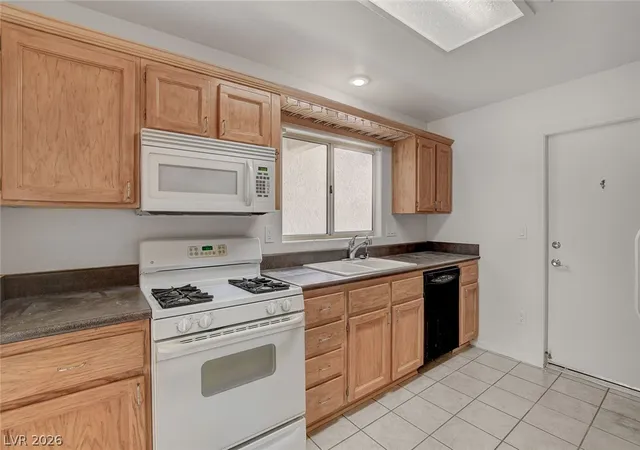 4th image of 10028 Bundella Dr, Las Vegas, NV 89134 | MLS# 2768784