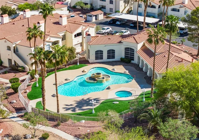 Listing Photo 5 - Condo for sale in building located at 698 S Racetrack Rd, Henderson, NV 89015 - Unit #823