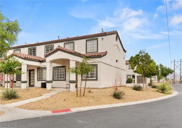 2nd image of 5330 E Charleston Blvd #35, Las Vegas, NV 89142 | MLS# 2769692