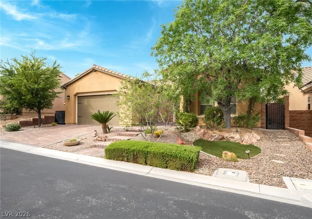 Homes for sale in Henderson, NV | 27 Contrada Fiore Dr, Henderson, NV 89011 | MLS# 2769915