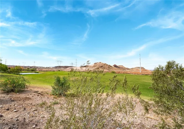 Homes for sale in Henderson, NV | 27 Contrada Fiore Dr, Henderson, NV 89011 | MLS# 2769915