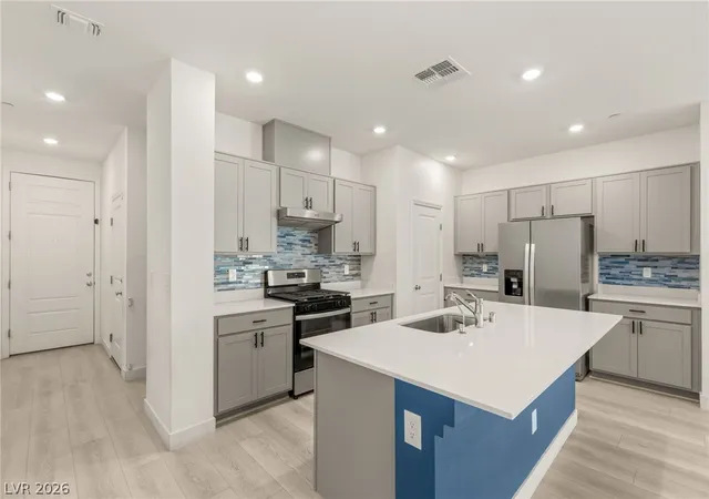 Photo 4 of Sale Pending at 10193 Chockstone St, Las Vegas, NV 89166 | MLS# 2769431 | Listing updated on 2026-07-24