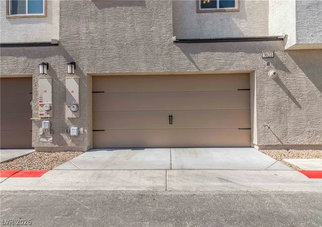 Photo 4 of Townhouse for sale at 3621 Arcadian Sea St, Las Vegas, NV 89106 | MLS# 2770235 | Listing updated on 2026-07-25