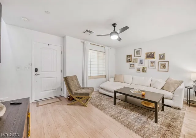 4th image of 677 Omaggio Pl, Henderson, NV 89011 | MLS# 2769836