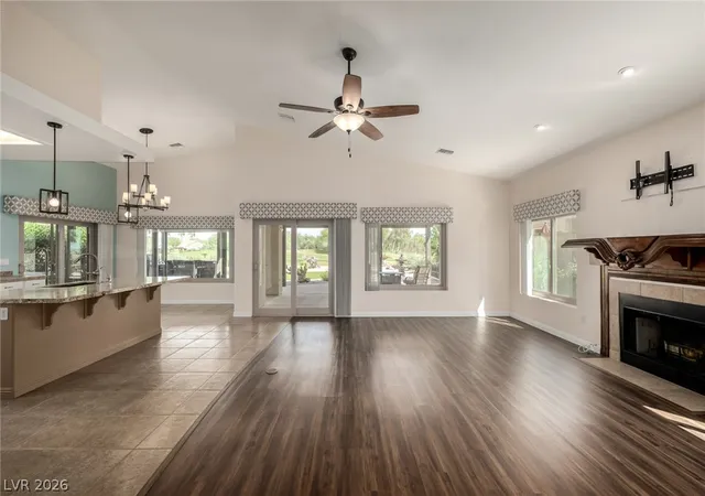 4th image of 1255 Country Club, Laughlin, NV 89029 | MLS# 2770526