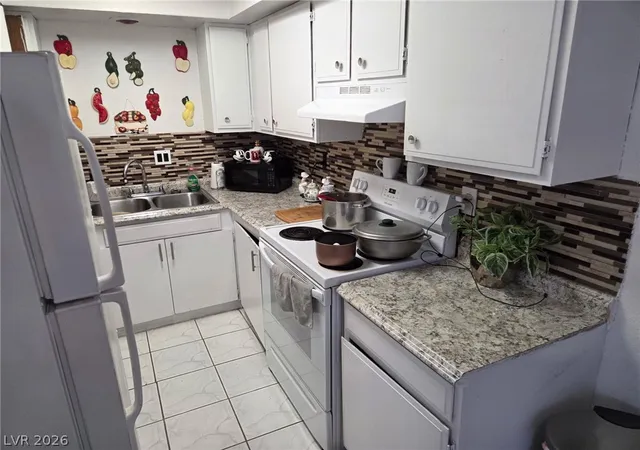 4th image of 2721 Eldora Cir, Las Vegas, NV 89146 | MLS# 2770789