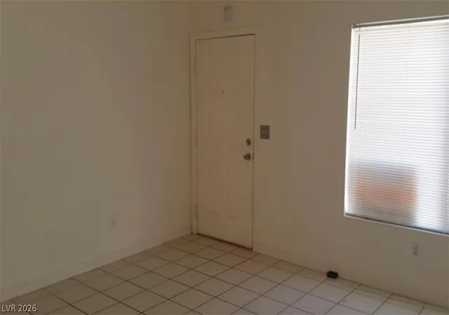 Photo 1 of Single family home for sale at 33 Newburg Ave, North Las Vegas, NV 89032 | MLS# 2771207 | Listing updated on 2026-04-08